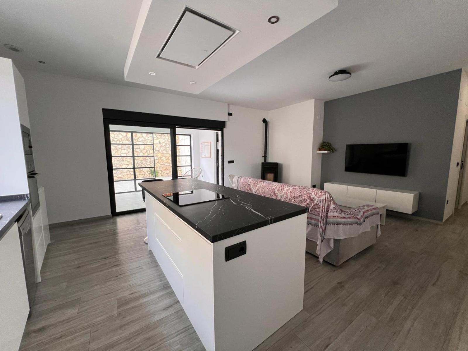 Montichelvo Casa Del Puebloヴィラ エクステリア 写真
